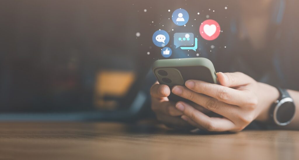Social Media Platform, Social media platforms for business, Social media marketing goals, social media strategies