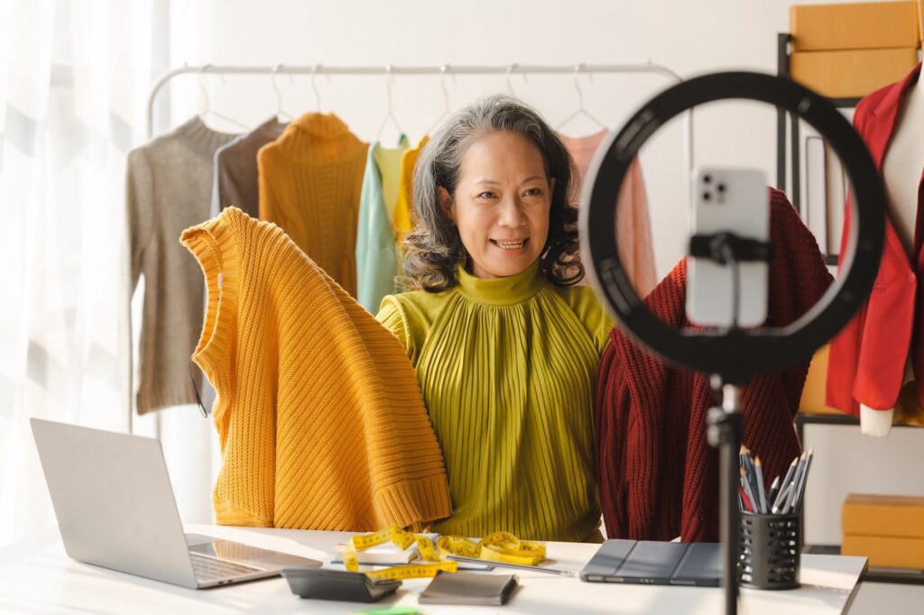 How influencer marketing drives sales. Benefits of influencer marketing for businesses, Choosing the right influencers for your brand,
Strategies for effective influencer collaborations