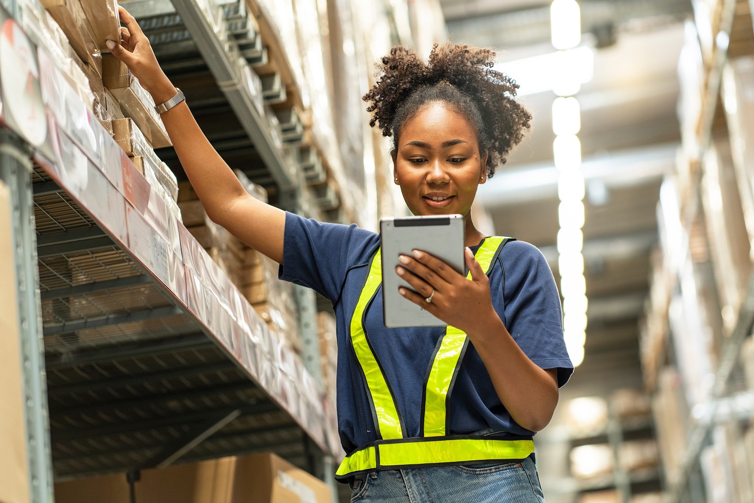 AI Inventory Management: How AI Predicts Demand and Optimizes Stock for E-commerce